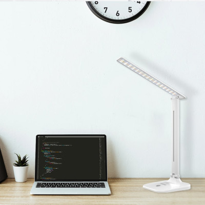 DE1739ARD настільний світильник білий 6W 2700K-6500K 300LM , акум. 1800mA, (30*30.5*15cm) IP20