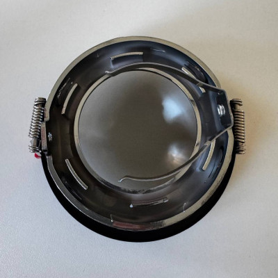 DL0390 MR16, чорний коло G5.3 LC