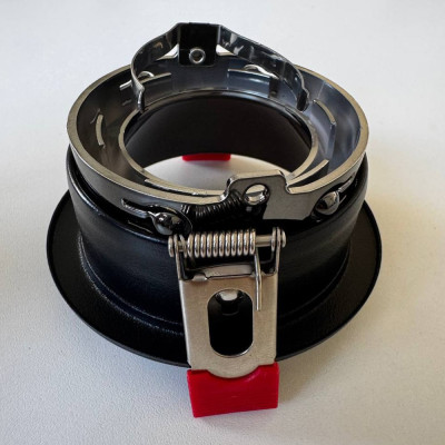 DL0390 MR16, чорний коло G5.3 LC