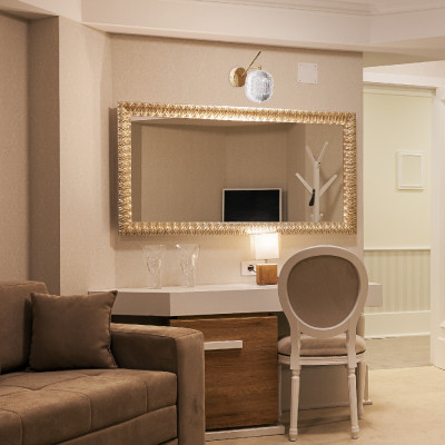 AL6180ARD 5W 340Lm  4000K  150*250*290mm золотий GATSBY