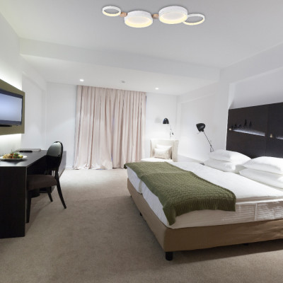 AL6194-1ARD 65W 4550LM 3000-6500K 750*210mm білий SCANDY