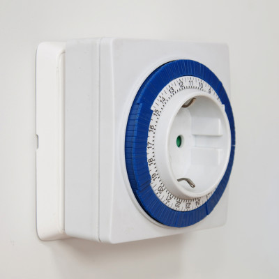 TM32/61923 3500W/16A розетка із таймером (добова)